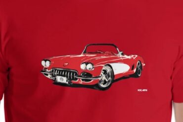 The 62 Corvette C1 shirt, available on 100MPH for $29.95 USD