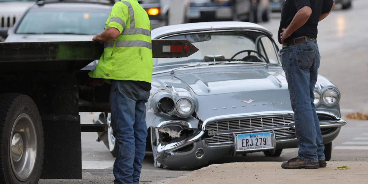 Blue 1961 Chevrolet Corvette crash
