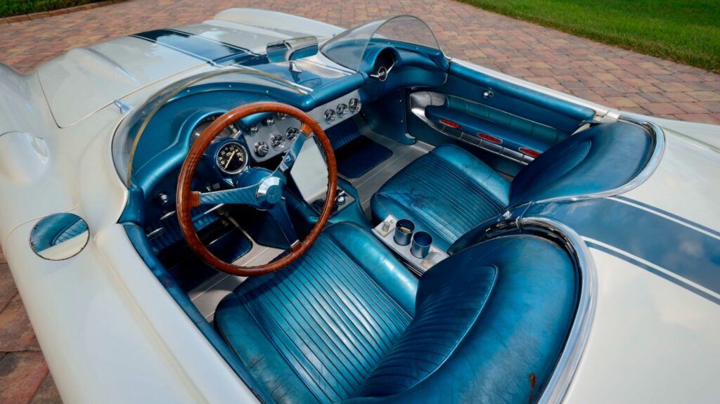 The interior of the 1957 Corvette Super Sport. Note the special floor boards that were created using plywood and anodized aluminum. 