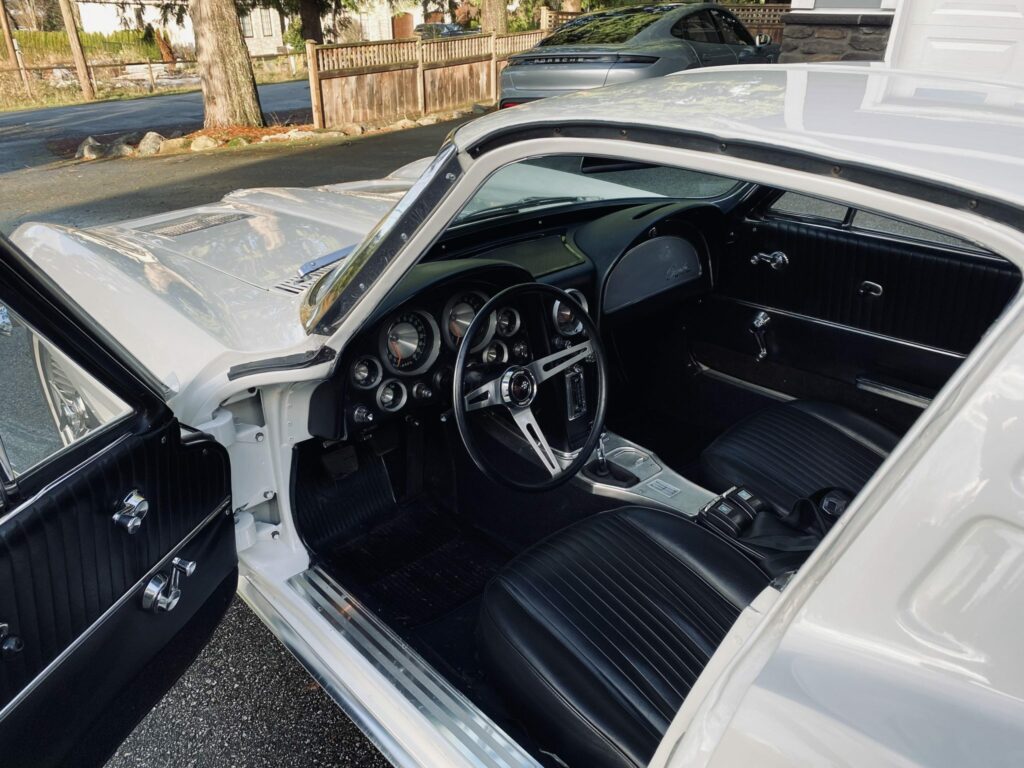 FOR SALE: A stunning 1963 Corvette split window coupe.