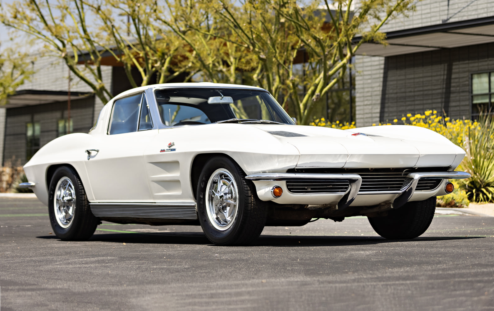 Corvette Of The Day: 1963 STING RAY "SPLIT-WINDOW"