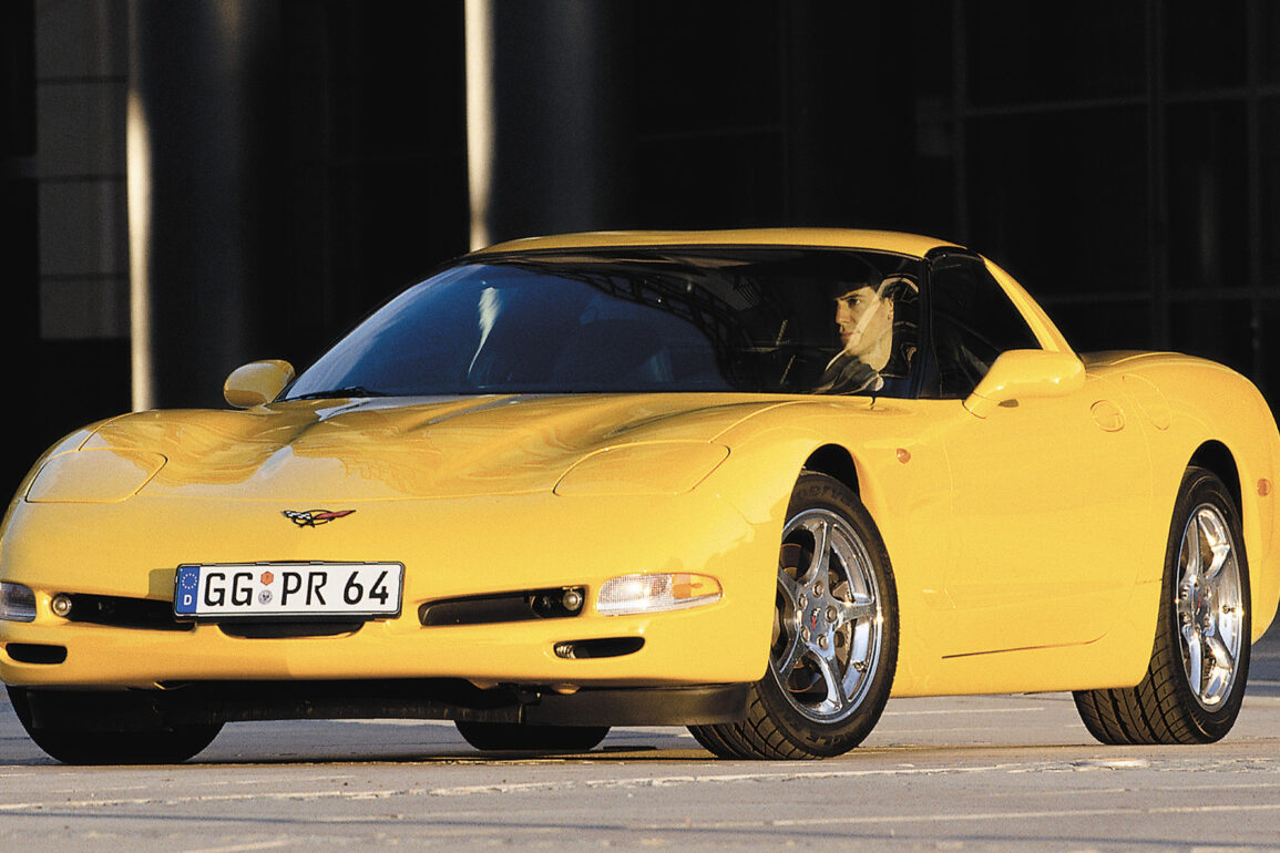 1997 Chevrolet Corvette HD Wallpaper