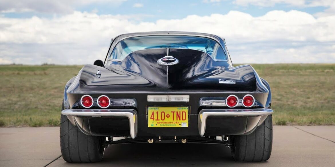 1967 C2 Corvette Beating Supercars