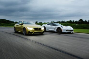 2014 Chevrolet Corvette Stingray vs 2015 BMW M4: Which One Is Better?