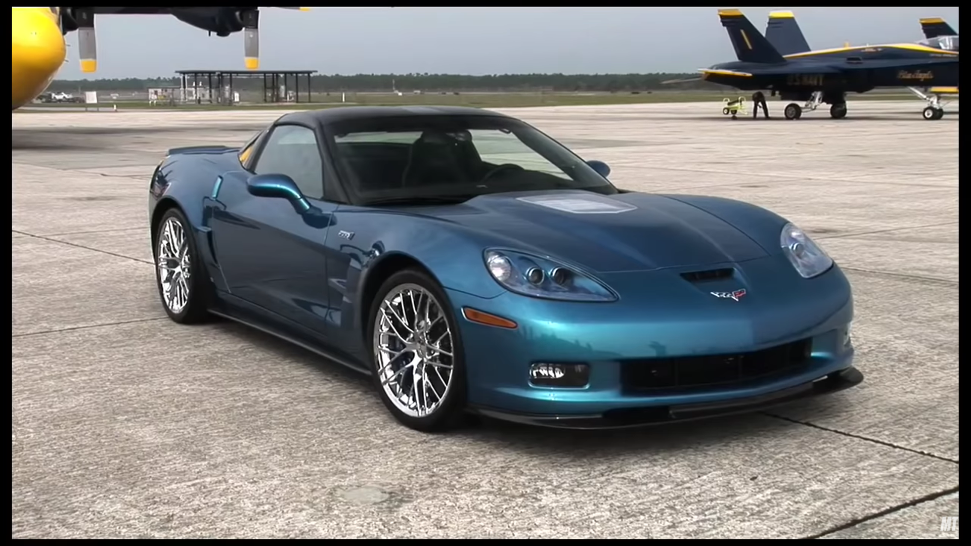 2009 Corvette ZR1 vs F/A-18 Hornet Fighter Jet