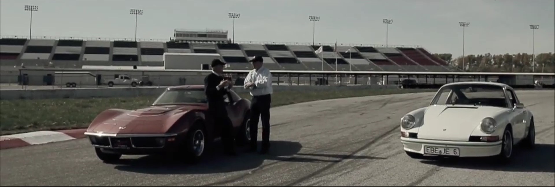 1970 Corvette LT-1 vs 1973 Porsche Carrera RS