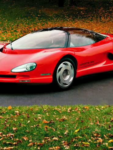 The 1986 Corvette Indy concept. (Image courtesy of GM Media LLC)