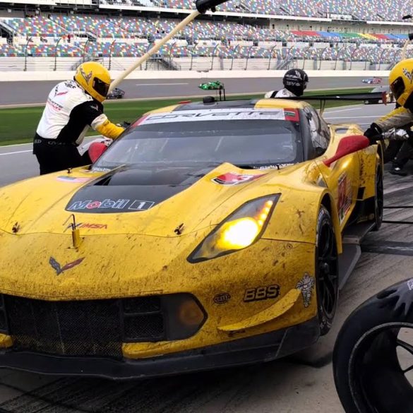 Chevy Corvette C7.Rs Taking A Morning Pit Stop