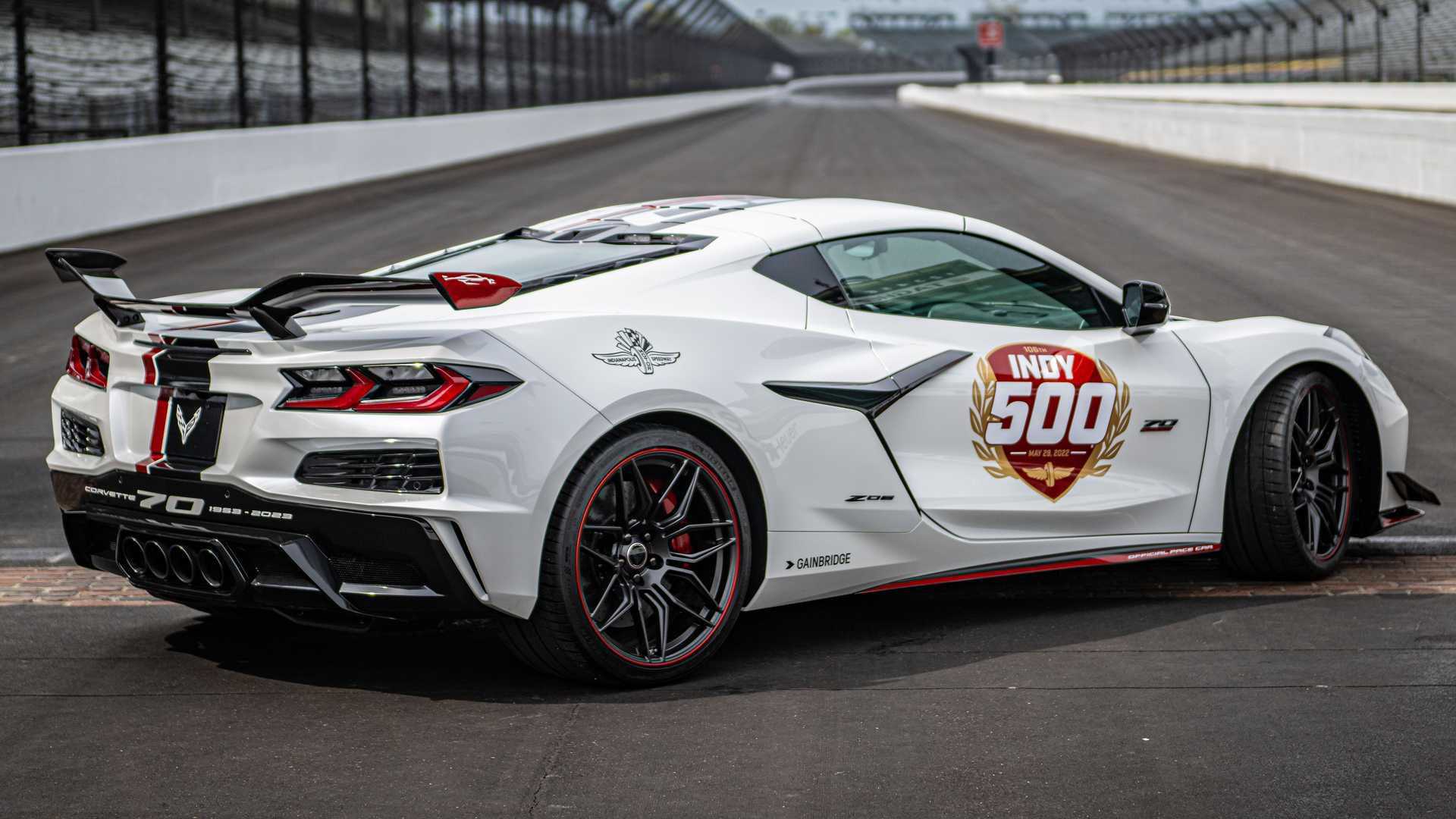 Les voitures "Pace Car". - Page 3 Corvette-Indy-500-Pace-Car-4