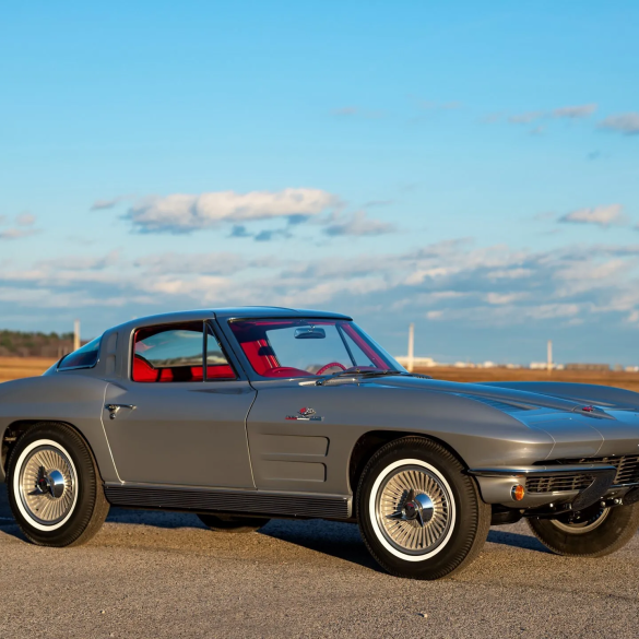 Corvette Of The Day: 1963 Chevrolet Corvette Sting Ray 'Fuel-Injected' Coupe