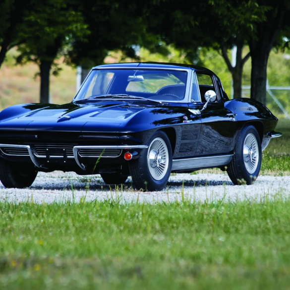 Corvette Of The Day: 1963 Chevrolet Corvette Z06 "Big Tank"