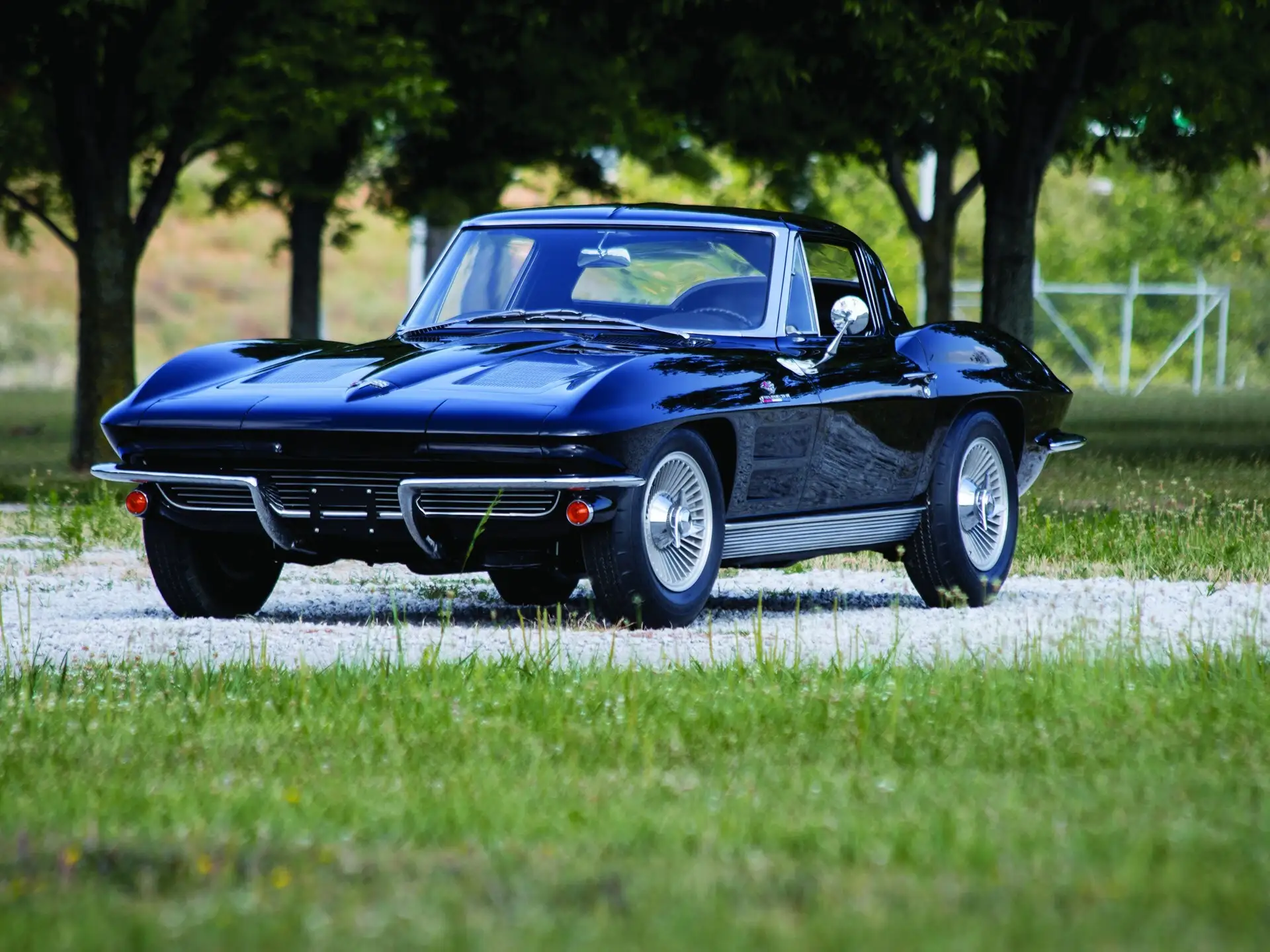 Corvette Of The Day: 1963 Chevrolet Corvette Z06 "Big Tank"