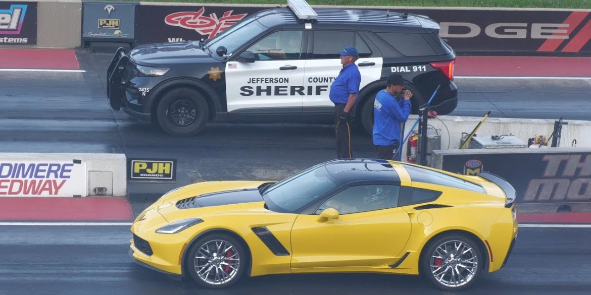 C7 Corvette Z06 Goes Against A Police Cruiser