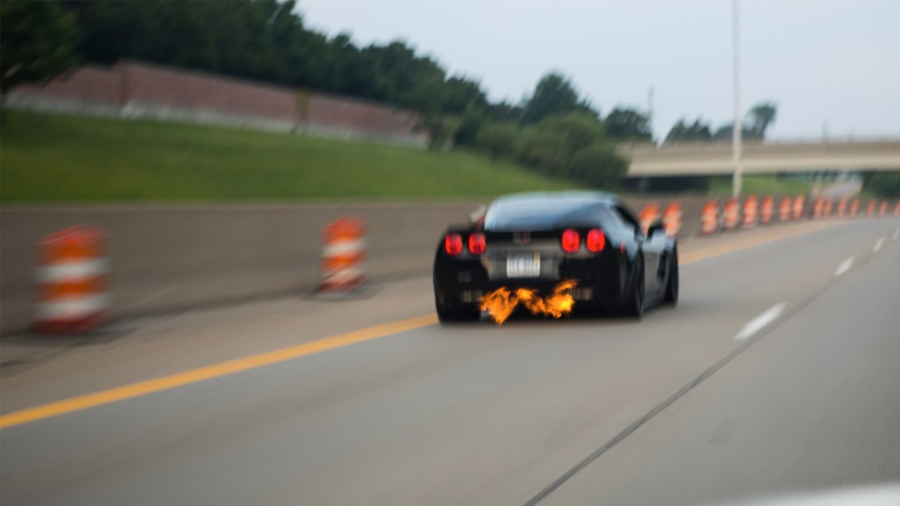 Modified 2013 Corvette ZR1 Attempting To Reach Its Top Speed