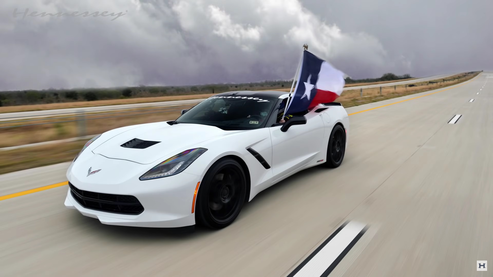 A 700 HP Hennessey C7 Breaks The 200 MPH Barrier For The First Time