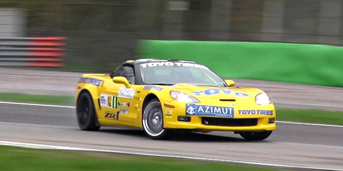ZR1 Corvette Loves To Drift
