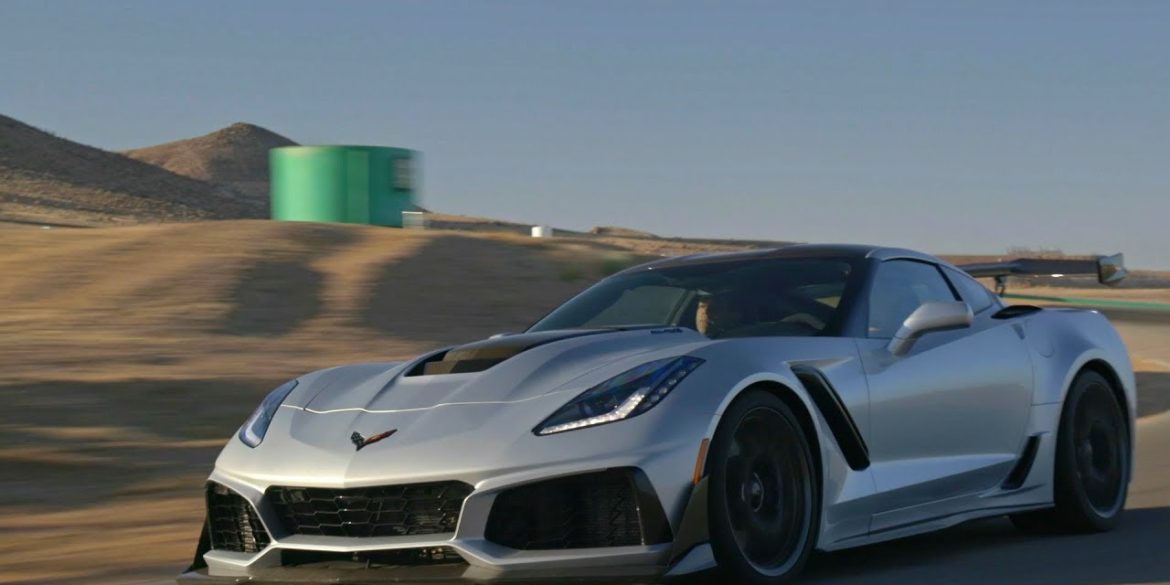 2019 Chevy Corvette ZR1 Attacks The Big Willow Circuit
