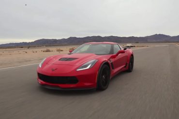 2015 Chevrolet Corvette Z06 Goes Crazy At The Track