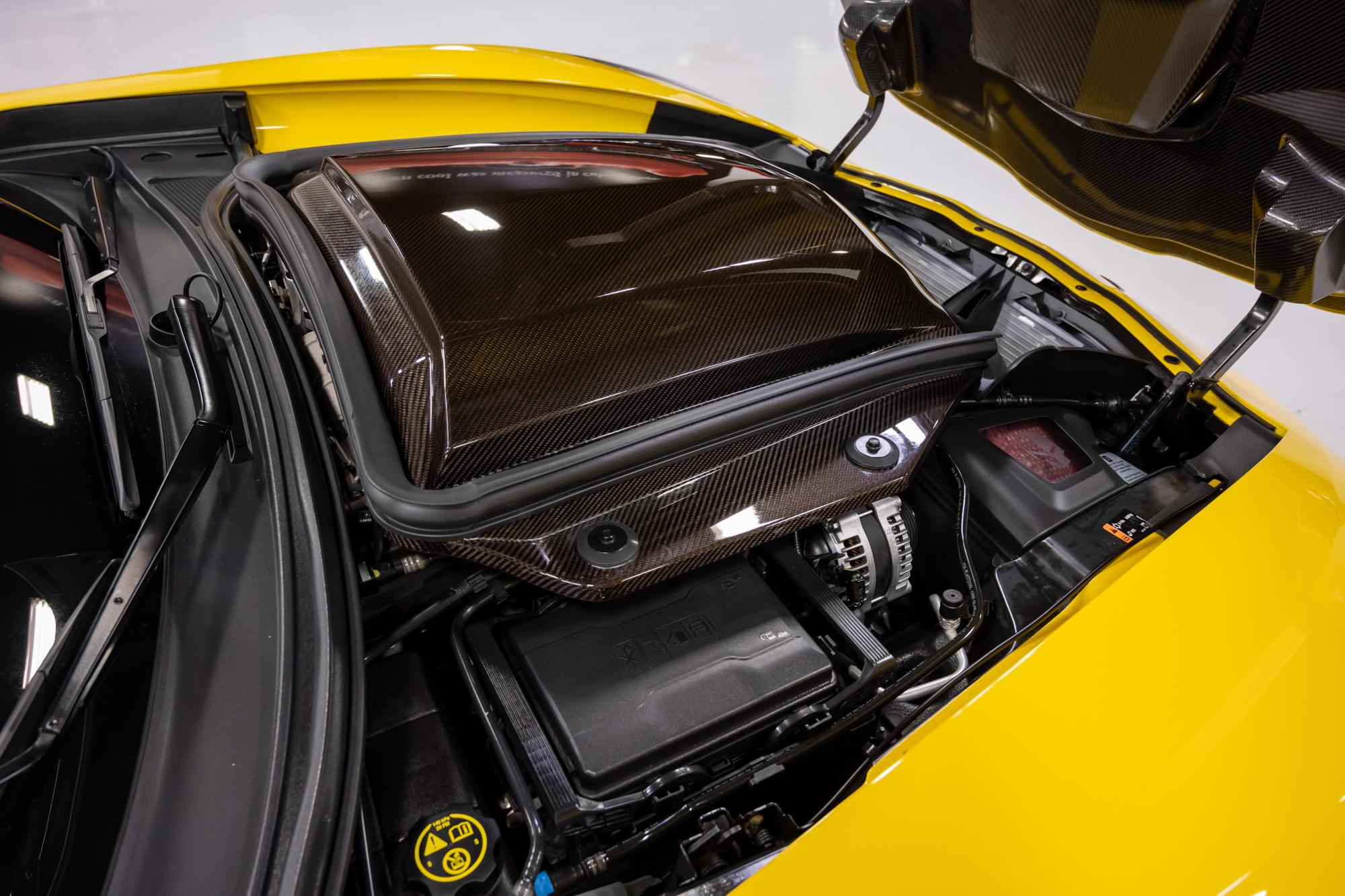 2019 corvette zr1 engine bay