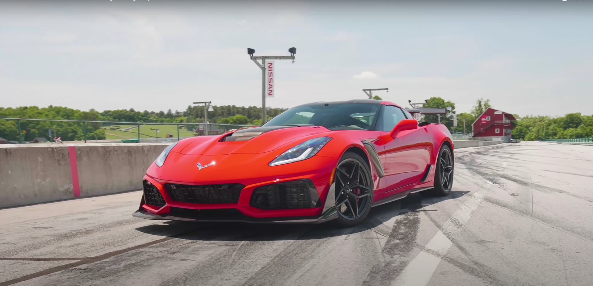 2019 Corvette ZR1 Goes Crazy At Lightning Lap