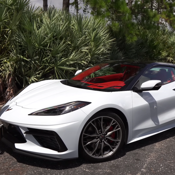 Here's What You Can Expect From The New 2023 C8 Corvette