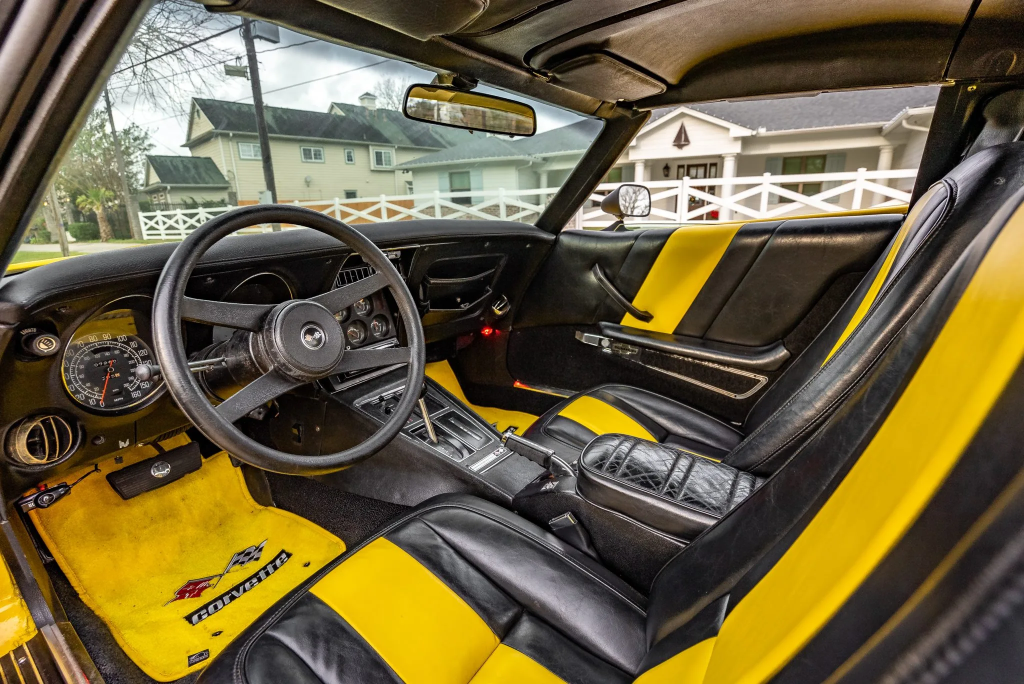 1976 Chevrolet Corvette With Dodge Viper Body Kit