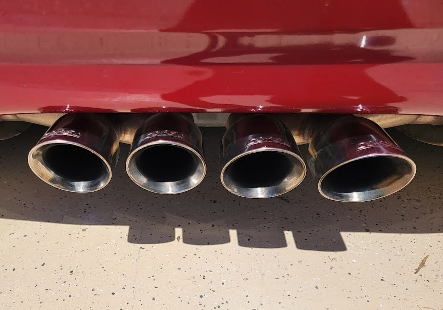 Corsa Tiger Shark Tips on a C5