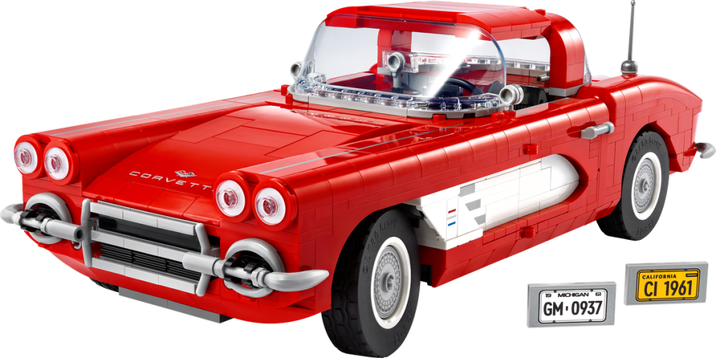 Lego's latest model kit takes on the iconic 1961 Corvette convertible.