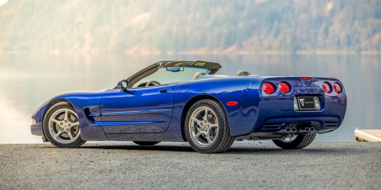 2004 Chevrolet Corvette Commemorative Edition