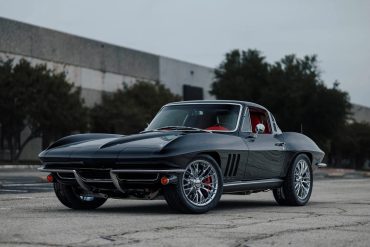 1965 Chevrolet Corvette Restomod