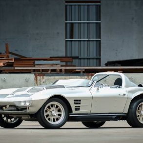 1963 Chevrolet Corvette Grand Sport Replica