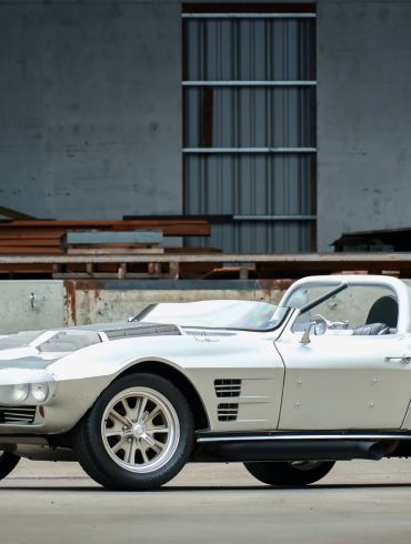 1963 Chevrolet Corvette Grand Sport Replica