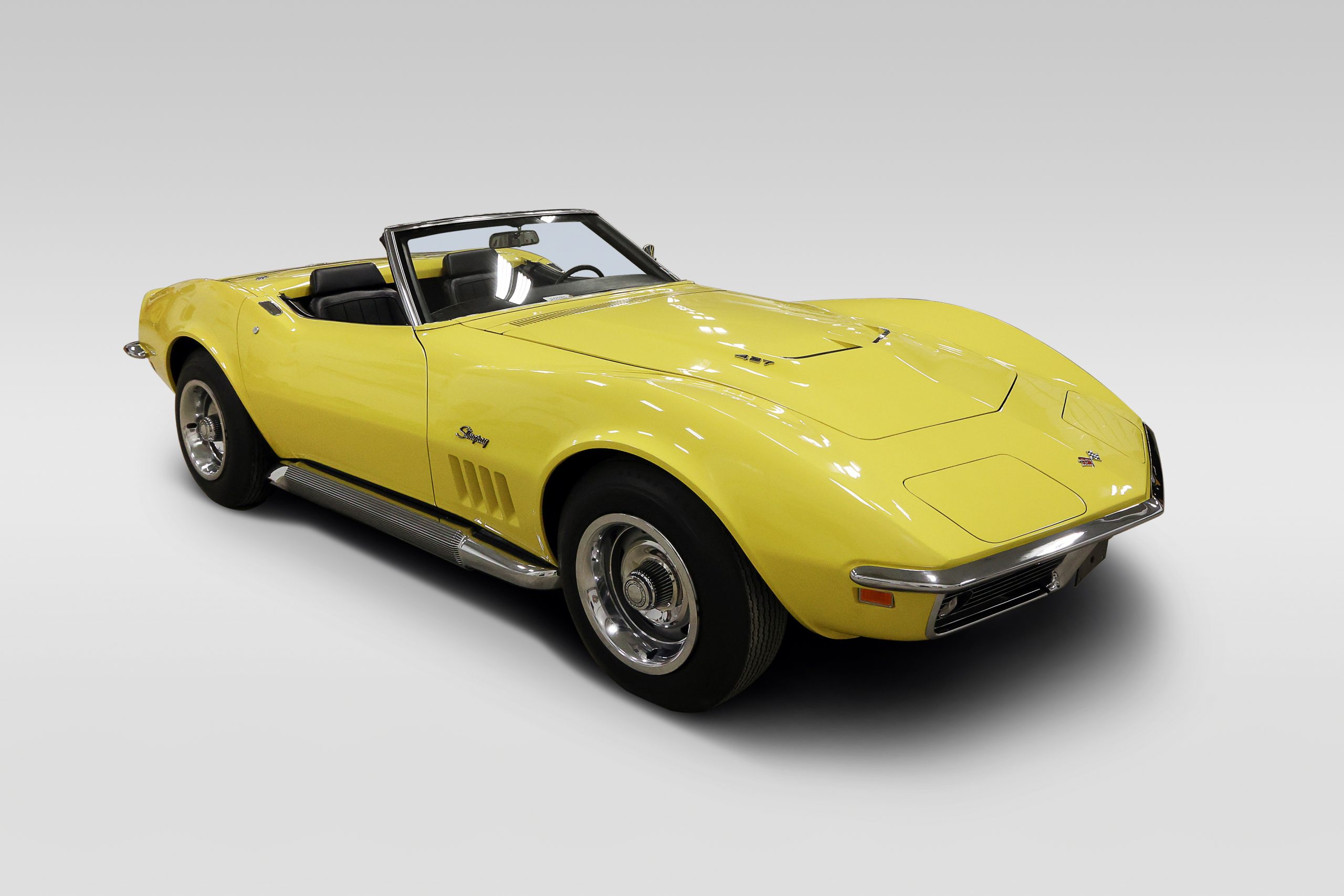 1969 Chevrolet Corvette Stingray L89 Convertible ©2023 Courtesy of RM Sotheby's