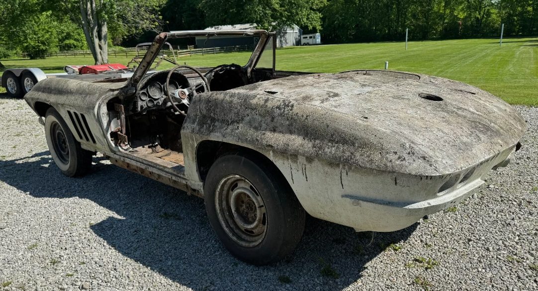 This 1966 Corvette Convertible is currently being auctioned on Ebay by seller bb67.