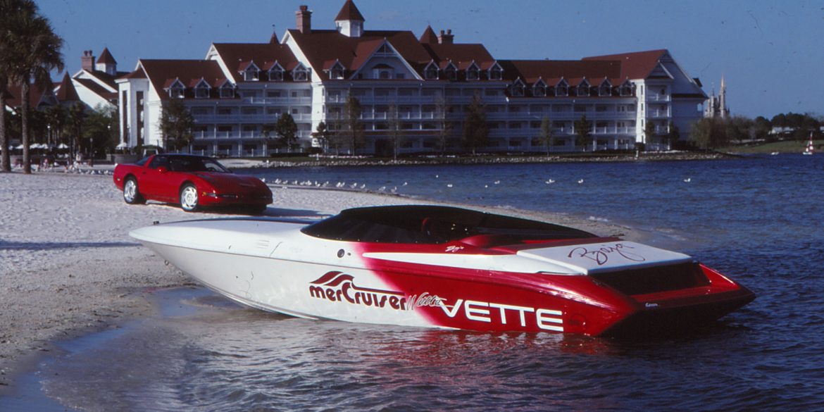 Wette Vette concept boat on a shore next to a C4 ZR-1 Corvette