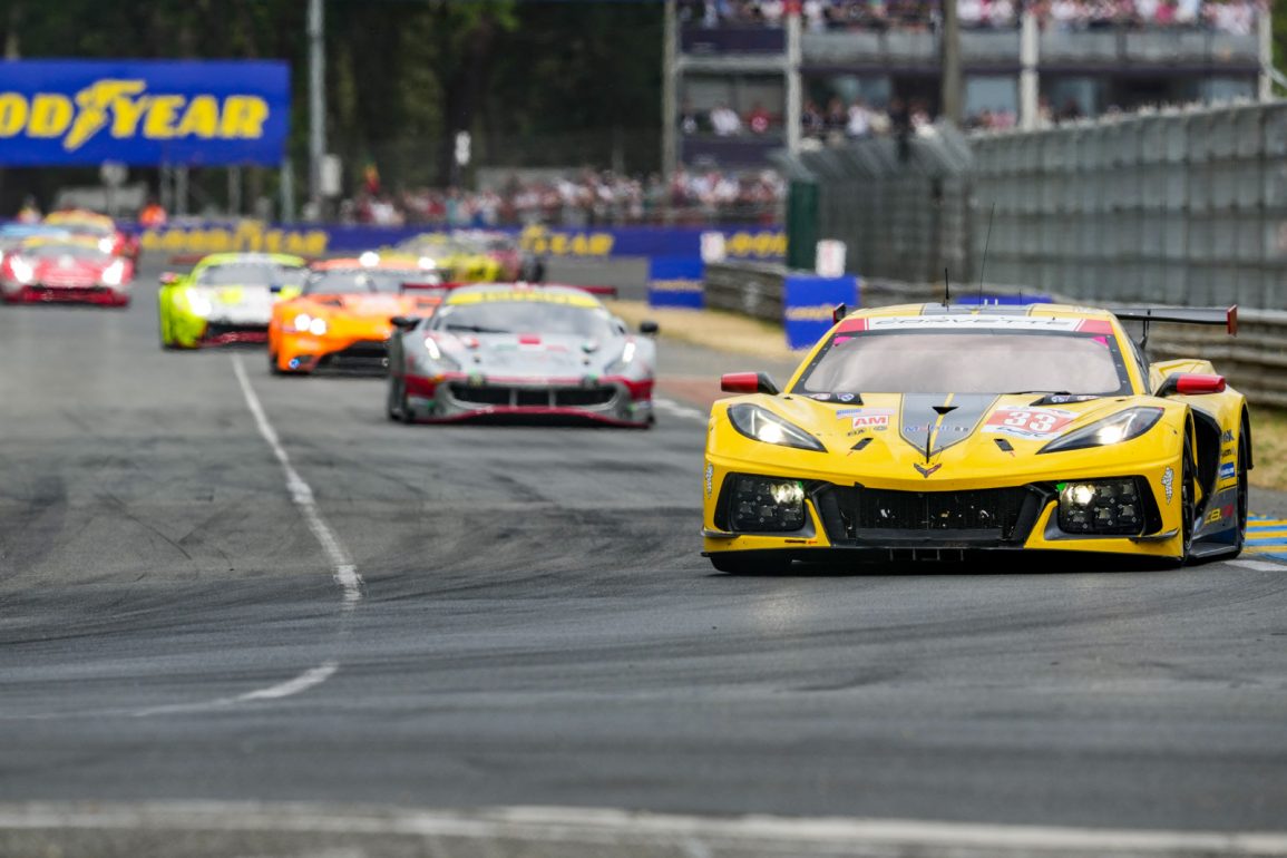 Racing Legend: Revisiting 8 of the Corvette's Greatest Victories on the ...