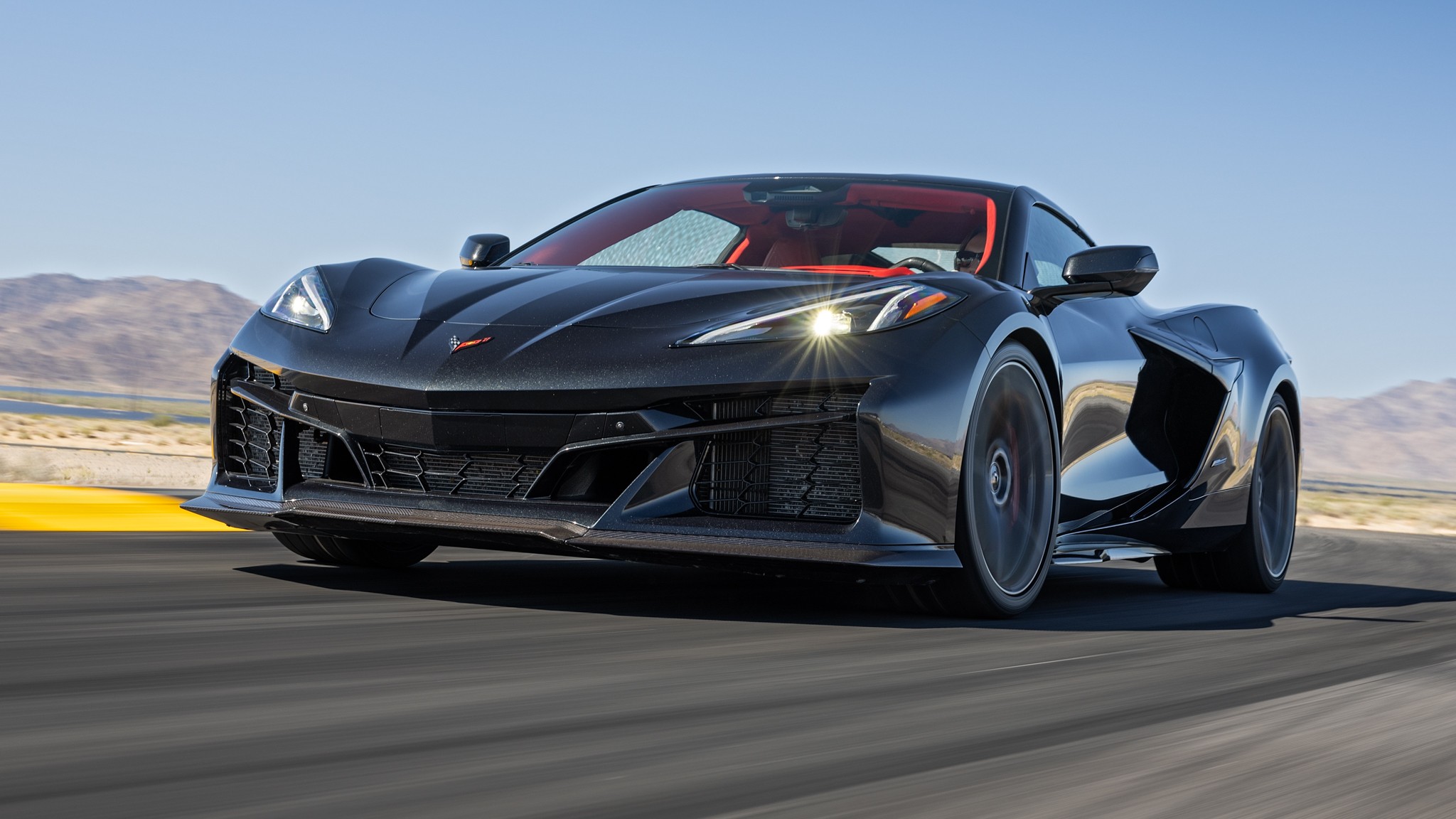 Three-quarter front view of a 2024 Chevrolet Corvette E-ray