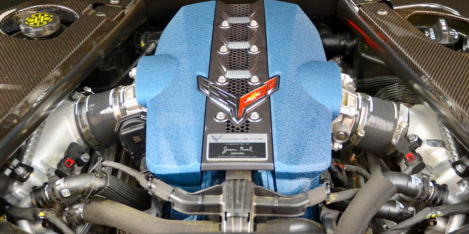 Corvette ZR1 DOHC engine