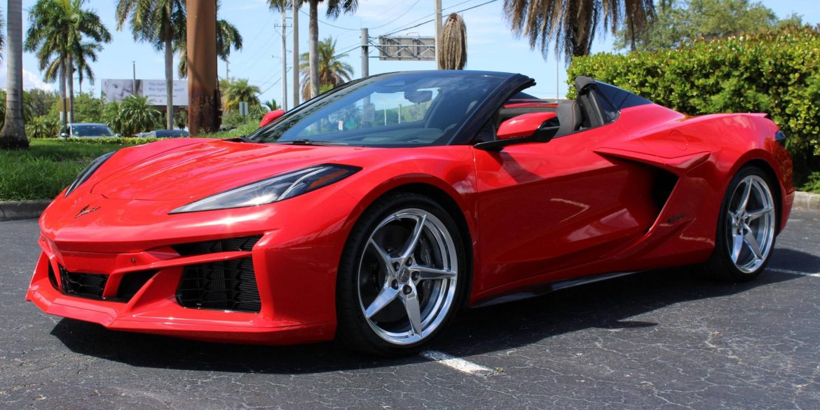 Three-quarter front view of a 2024 Corvette E-Ray convertible