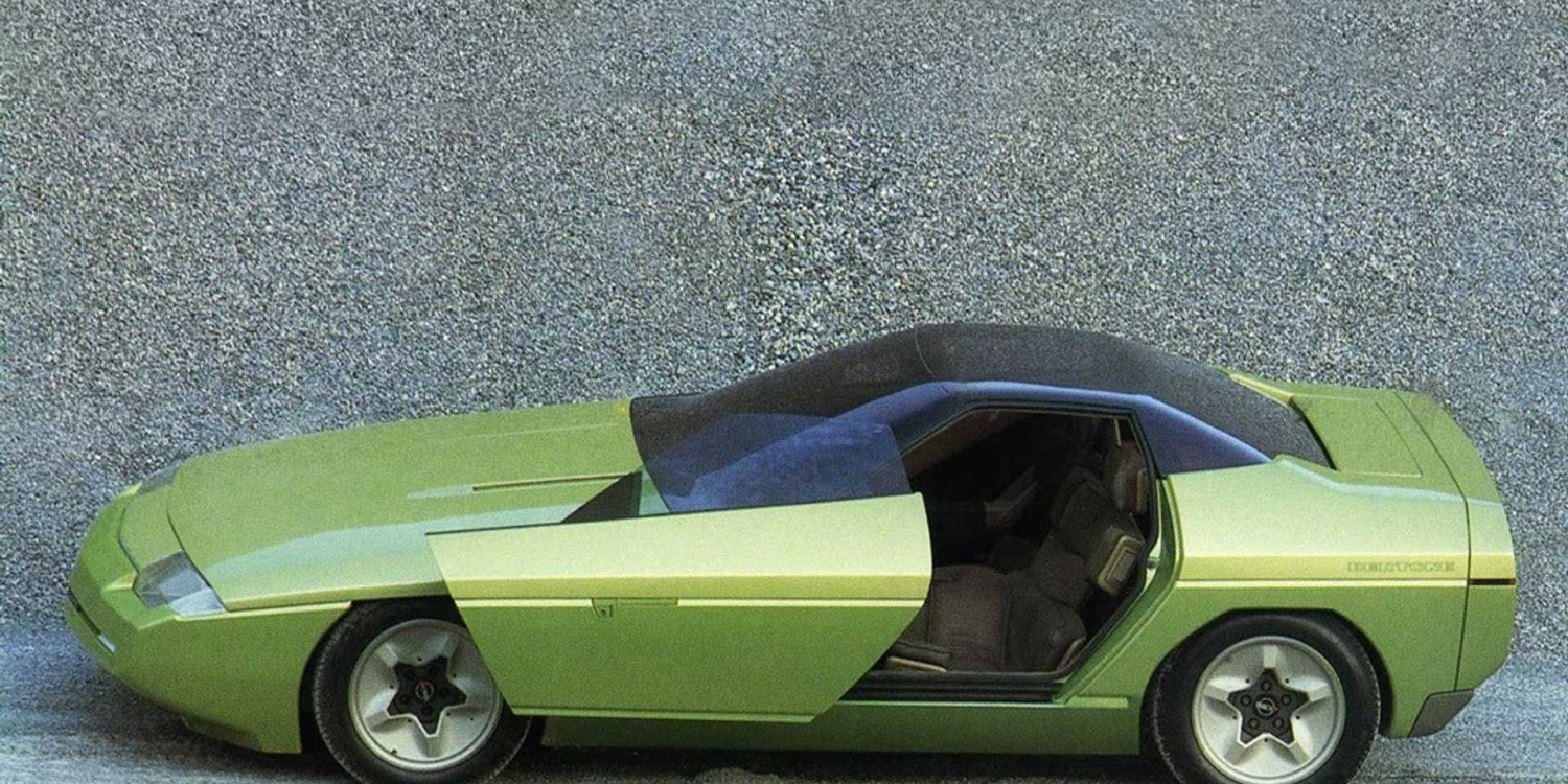 side view of the C4 Corvette Ramarro by Bertone