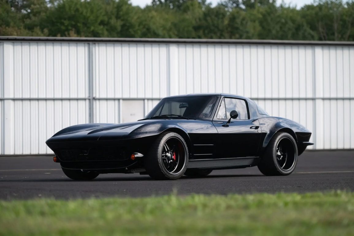 1964-Chevrolet-Corvette-Split-Window-Coupe-Conversion | | CorvSport.com