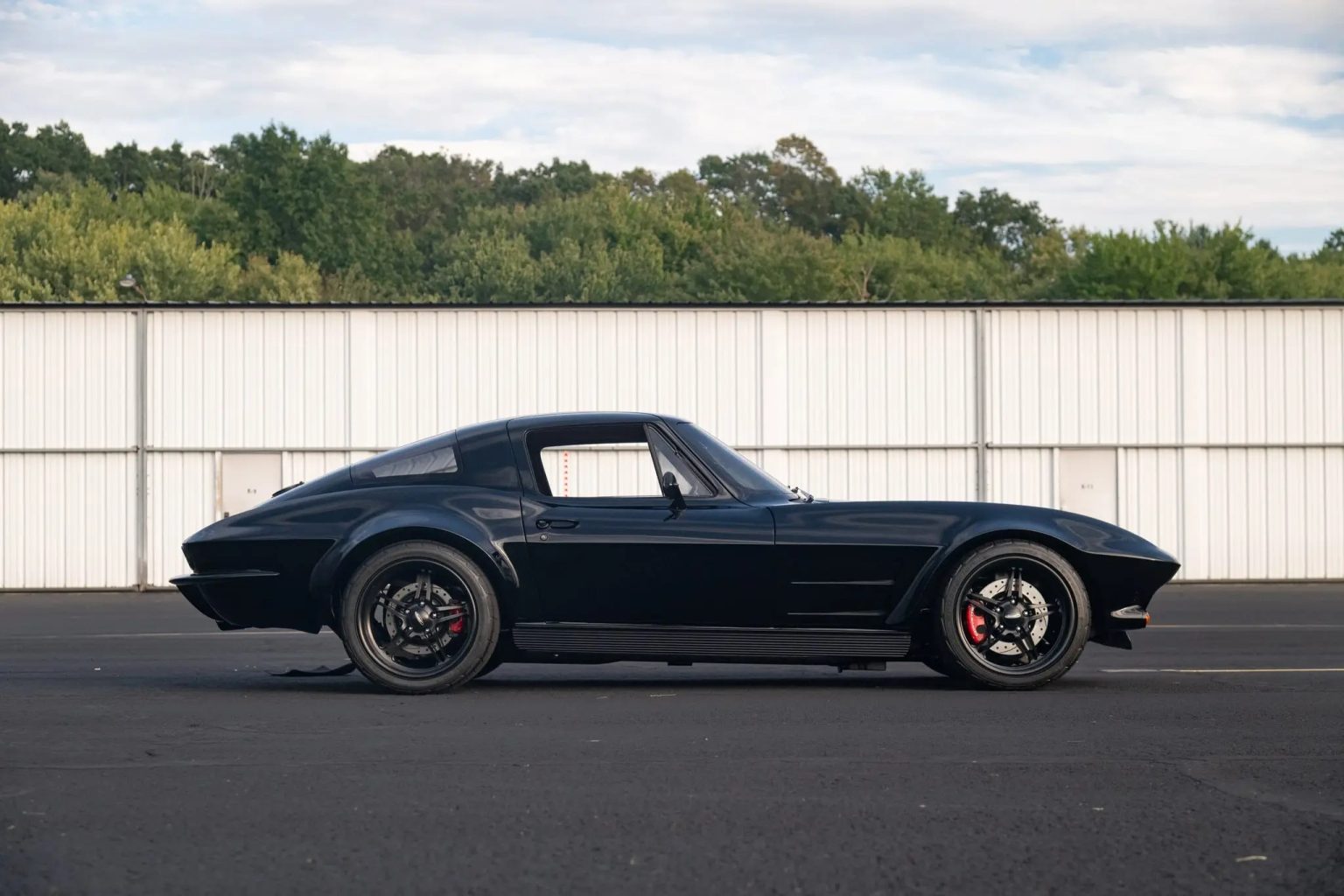 1964-Chevrolet-Corvette-Split-Window-Coupe-Conversion (4) | | CorvSport.com