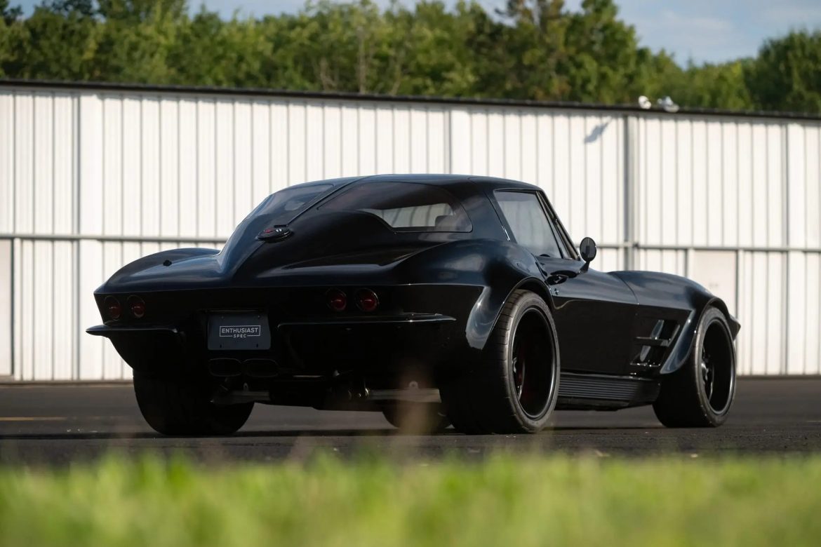 1964-Chevrolet-Corvette-Split-Window-Coupe-Conversion (7) | | CorvSport.com